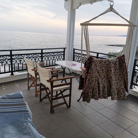 דירות Koutsourás Stratos Sunset House מראה חיצוני תמונה