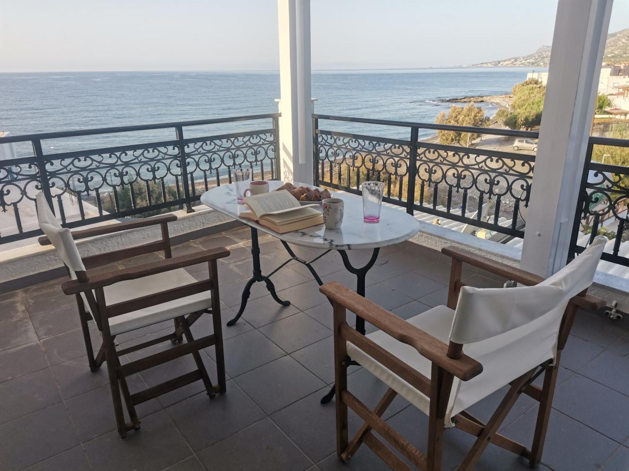 דירות Koutsourás Stratos Sunset House מראה חיצוני תמונה
